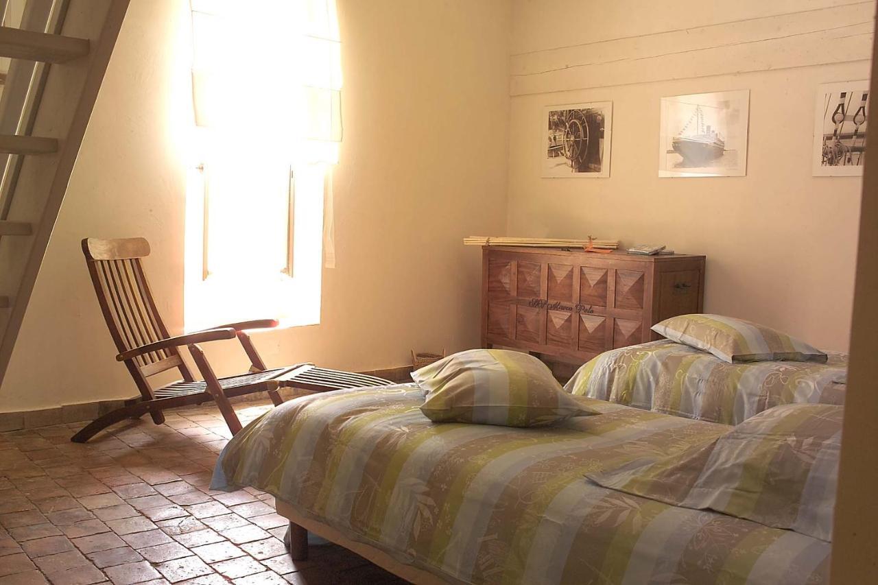 Demeure De Digoine "Chambre D'Hotes" Bourg-Saint-Andéol Eksteriør billede